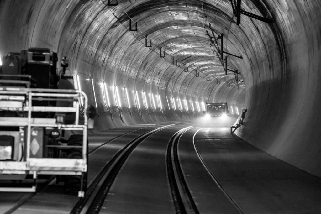 austrian-tunnel-engineers-loesungen-01-csm_20201105_Steinbuehltunnel_NBS_Steinbuehl_Tele_November_2020_-_00026_66d6b6fb9e_SW